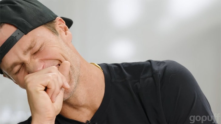 Tom Brady Cracks Up At Invoice Belichick Girlfriend Joke