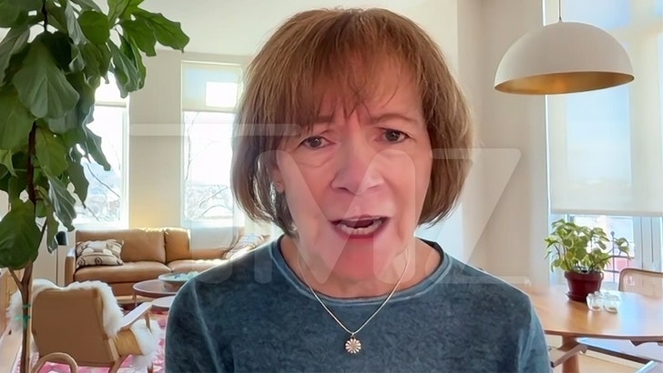 Elon Musk Blasted by Senator Tina Smith Over Employee Electronic mail Ultimatum