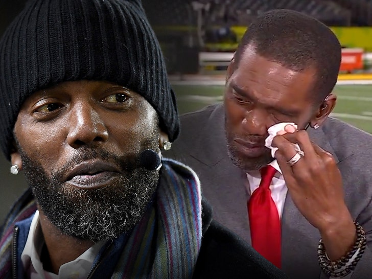 Randy Moss Emotional Throughout Return to ESPN After Most cancers Battle
