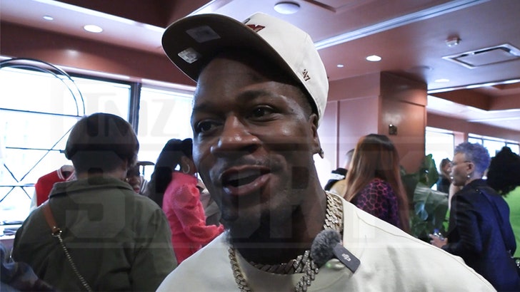 Adam ‘Pacman’ Jones Ensures Travis Hunter Will Be No. 1 Decide in NFL Draft