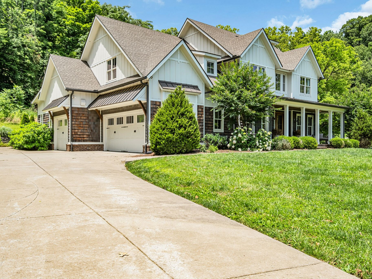 Kristin Cavallari’s $8.9M Nashville House Beneath Contract