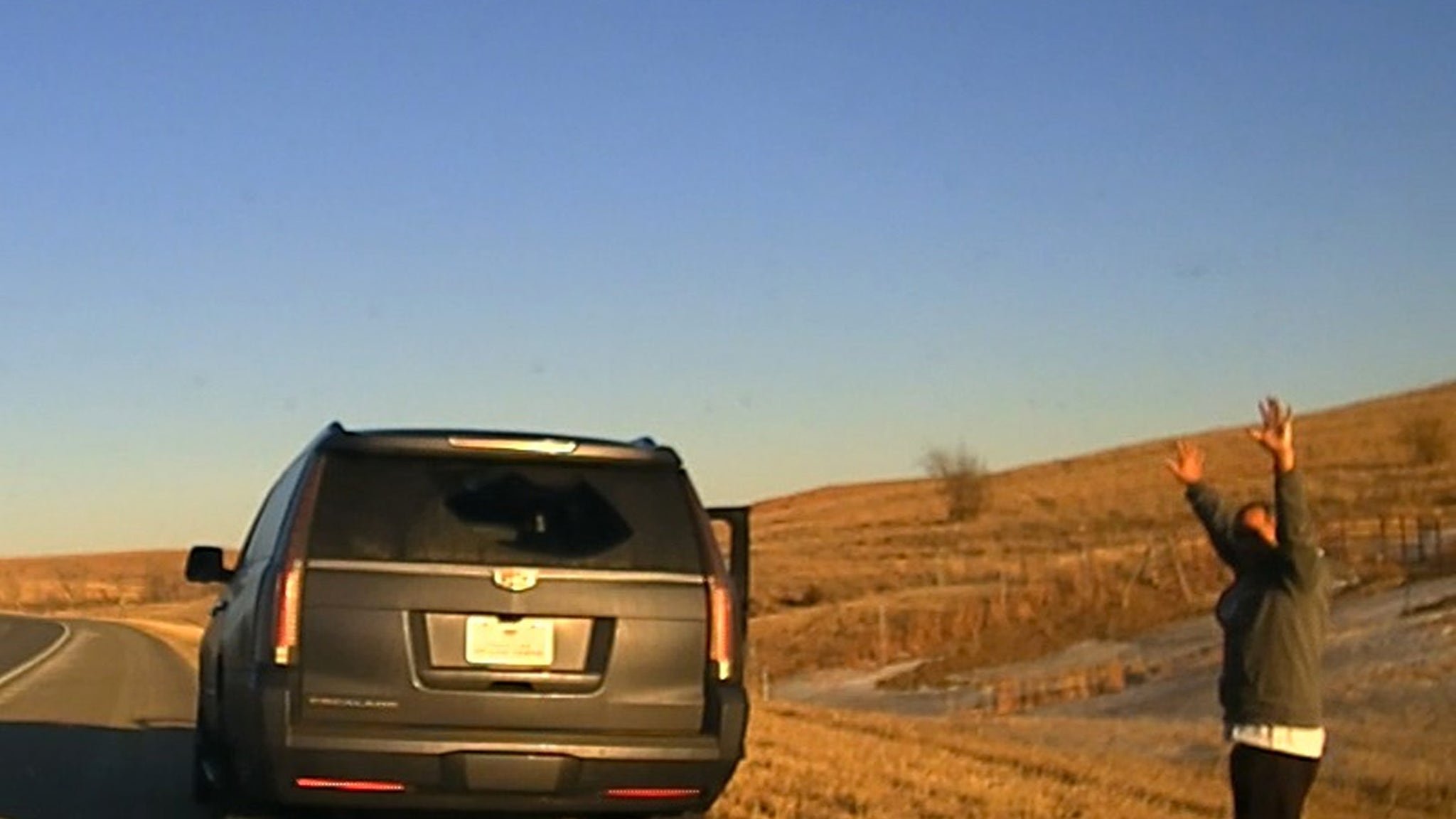 Kansas Trooper Rescues 6-Yr-Outdated Kidnapped Lady & Arrests 2 Males Throughout Visitors Cease