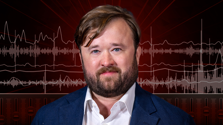Haley Joel Osment Revealed Mammoth Journey Plans on Podcast, Attempting to Give Sister House