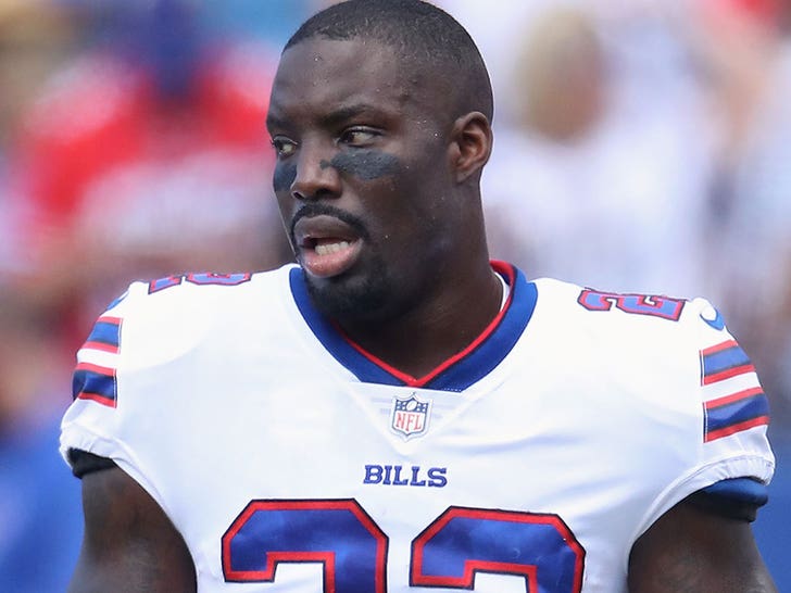 Ex-NFL Star Vontae Davis’ Reason behind Dying ‘Undetermined,’ Medical Examiner Says