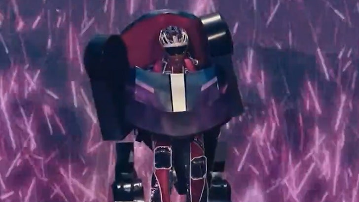 Missy Elliott Goes Full Transformer Mode at Coachella in Epic Second