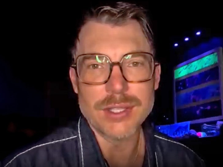 Justin Bieber’s Pastor Jokes About Claims That Church Is a Cult