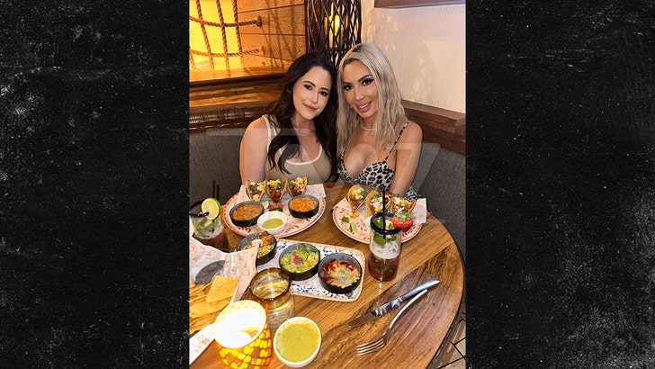 Farrah Abraham and Jenelle Evans Finish Bitter Feud Over Vegas Dinner