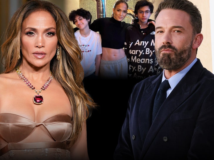 Jennifer Lopez Reveals How She Broke Ben Affleck Divorce Information to Her Children