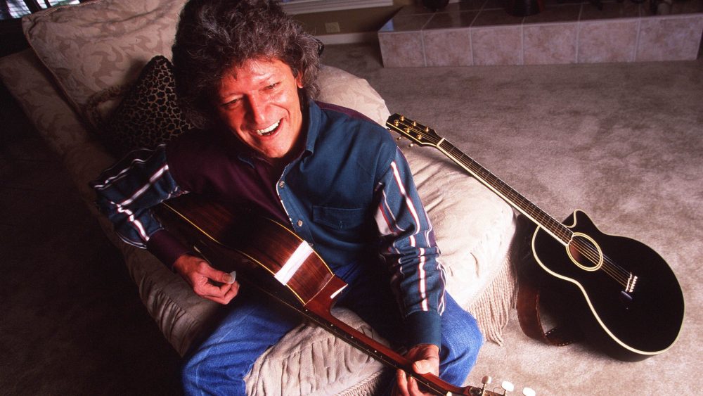 Pioneering Hispanic Nation Singer Was 73