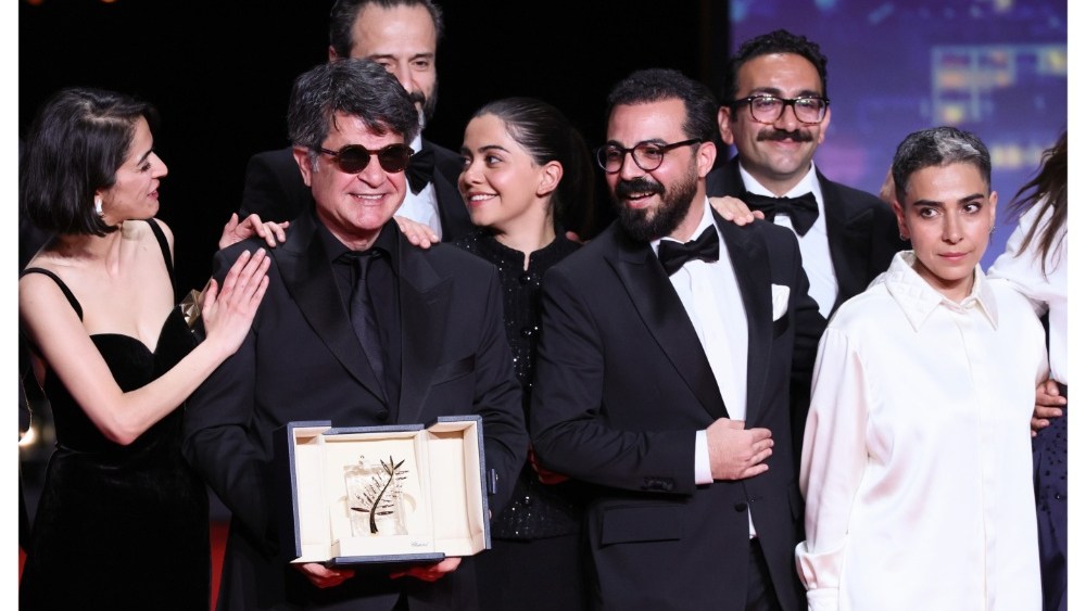 Jafar Panahi’s Cannes Palme d’Or Praised by Mohammad Rasoulov