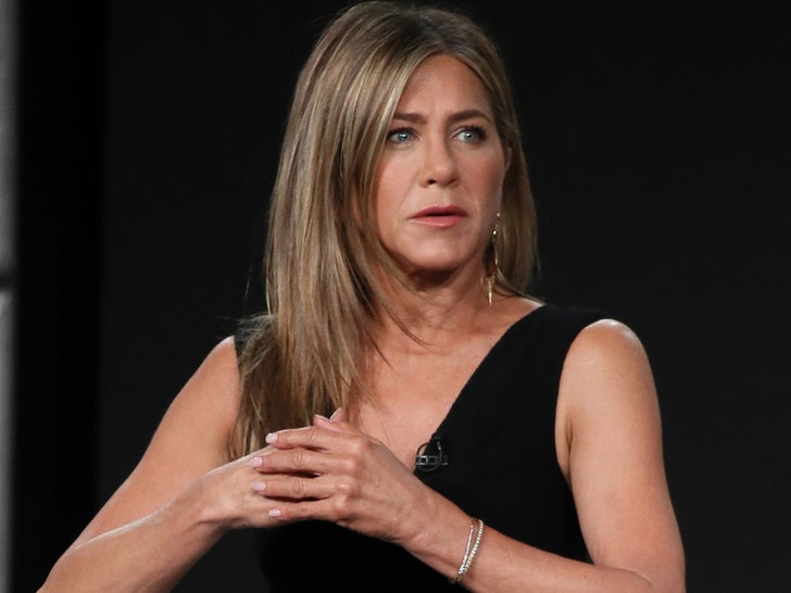 Jennifer Aniston’s Alleged Gate Crasher Charged With Stalking Her for Years