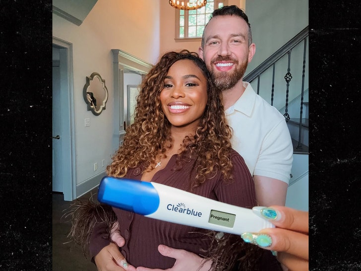 ‘Love Is Blind’s Lauren & Cameron Anticipating First Child After Years of Attempting