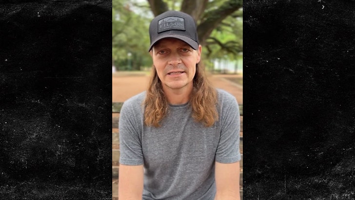 3 Doorways Down Singer Brad Arnold Publicizes Most cancers Prognosis