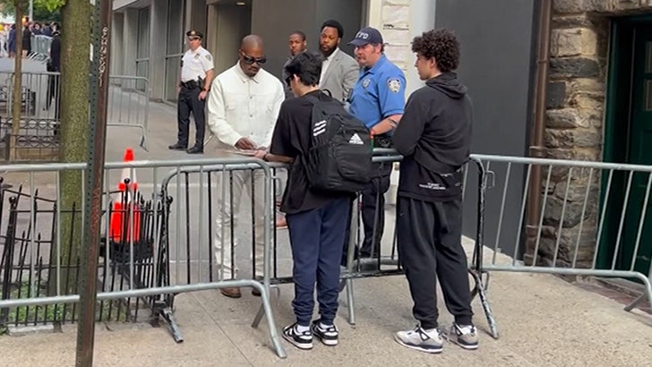 Kanye West and Bianca in NYC, Probably Heading to Diddy’s Felony Trial