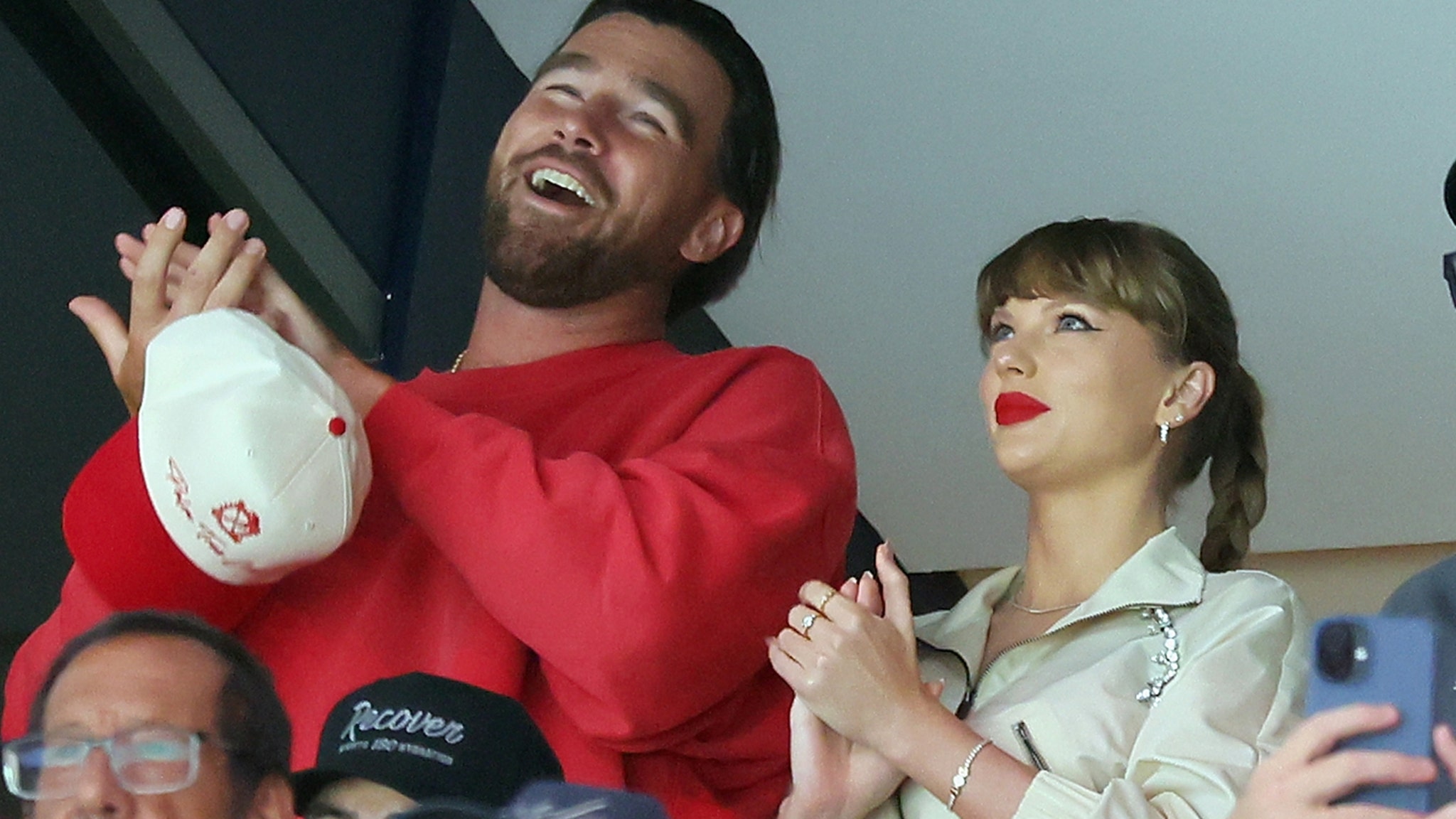 Travis Kelce Shuts Down Rumors That He and Taylor Swift Strive To ‘Search Consideration’