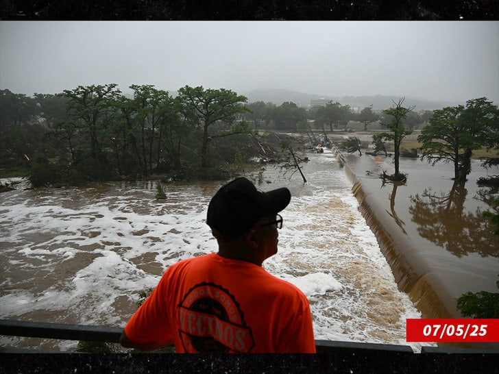 27 Useless After Flash Flood in Texas, Almost 2 Dozen Women Lacking