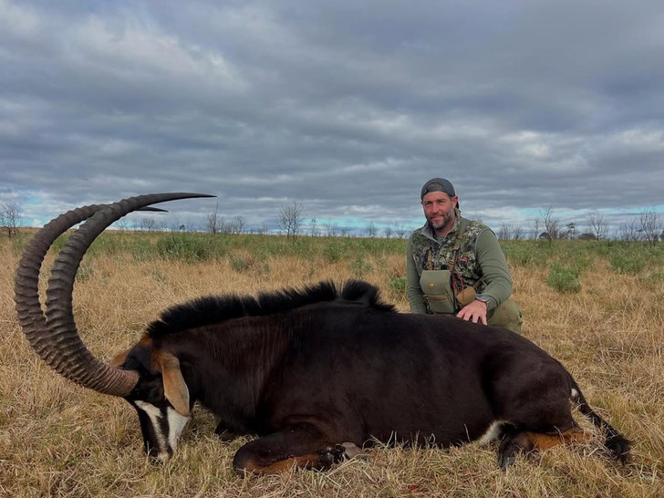 Jay Cutler Goes On Searching Spree In South Africa, Sparks Controversy