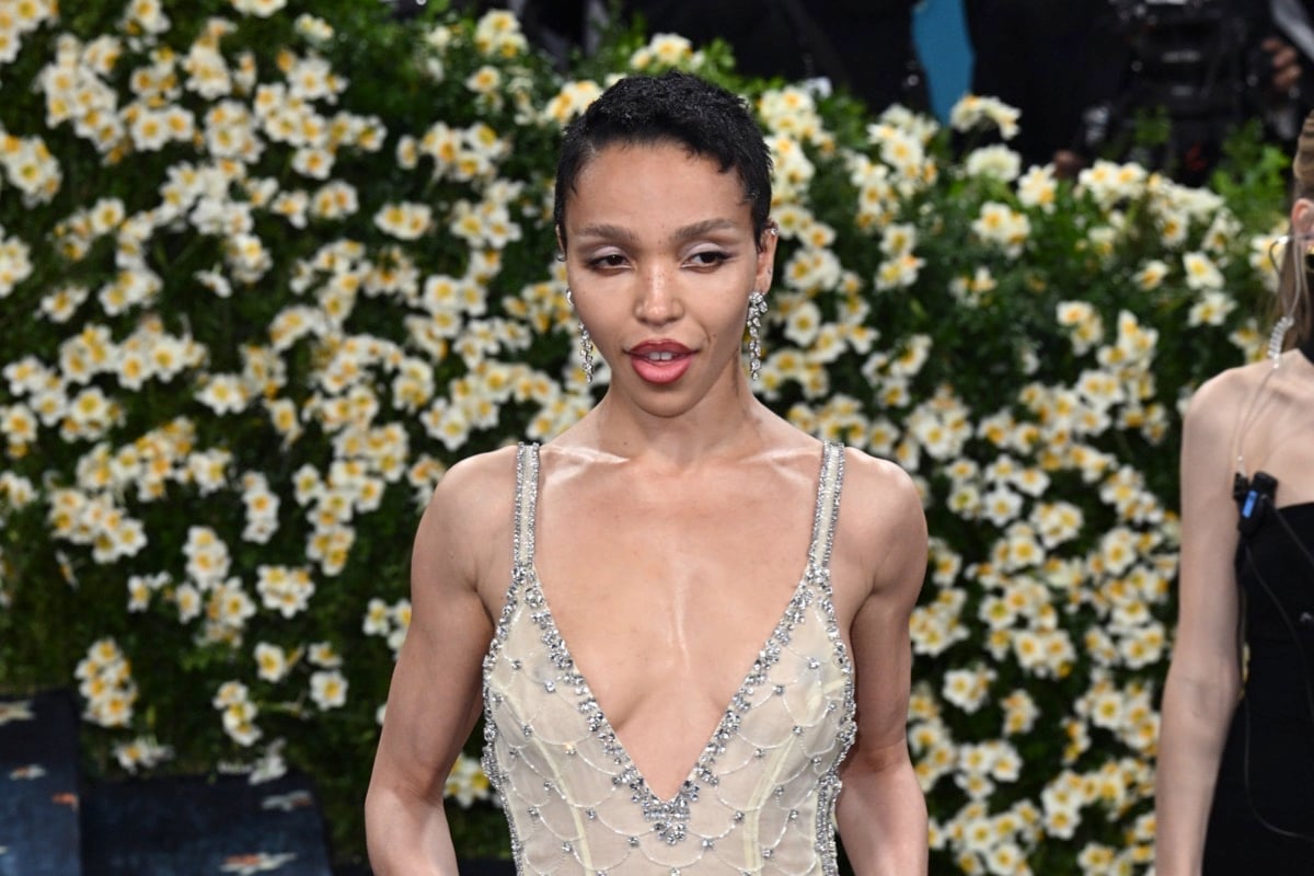 FKA Twigs and Shia LaBeouf reach settlement in abuse lawsuit – Socialite Life