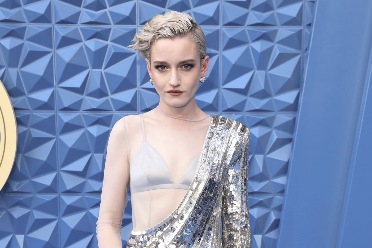 Julia Garner says Madonna biopic is “supposed to still happen” – Socialite Life