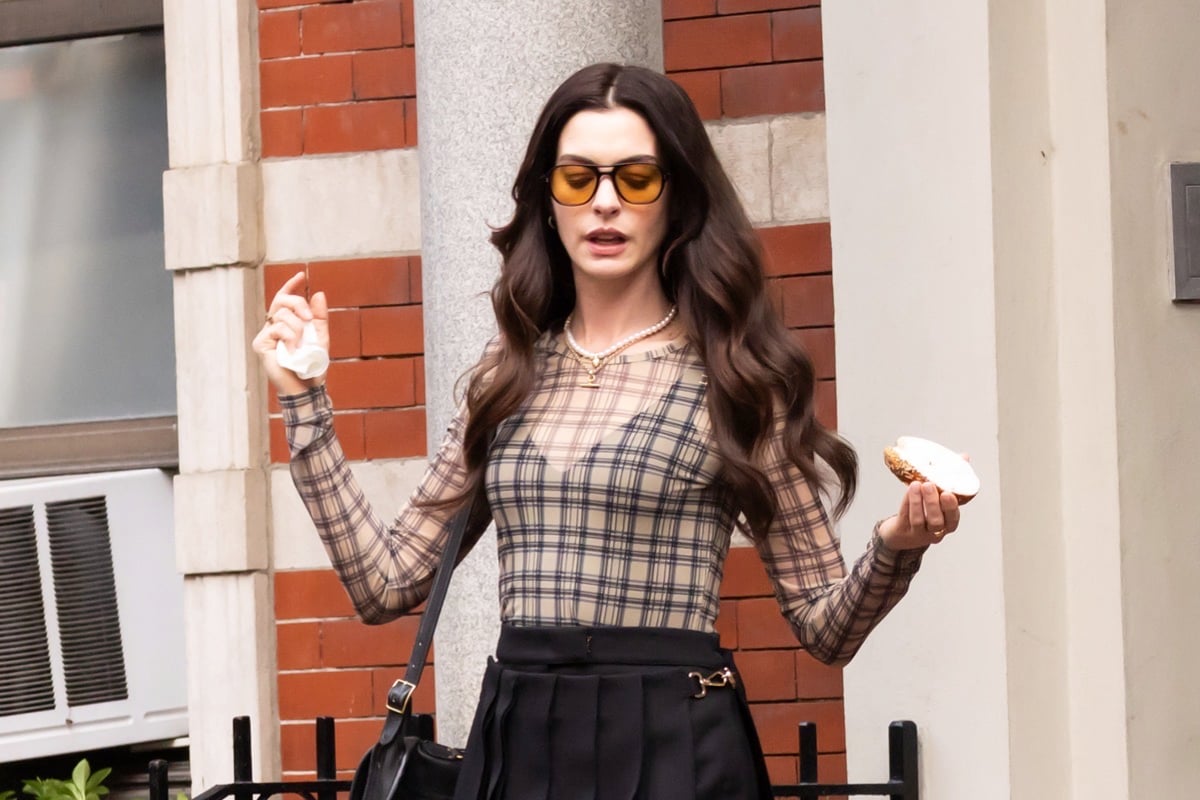 Anne Hathaway had the perfect response to falling down stairs on Devil Wears Prada 2 set – Socialite Life